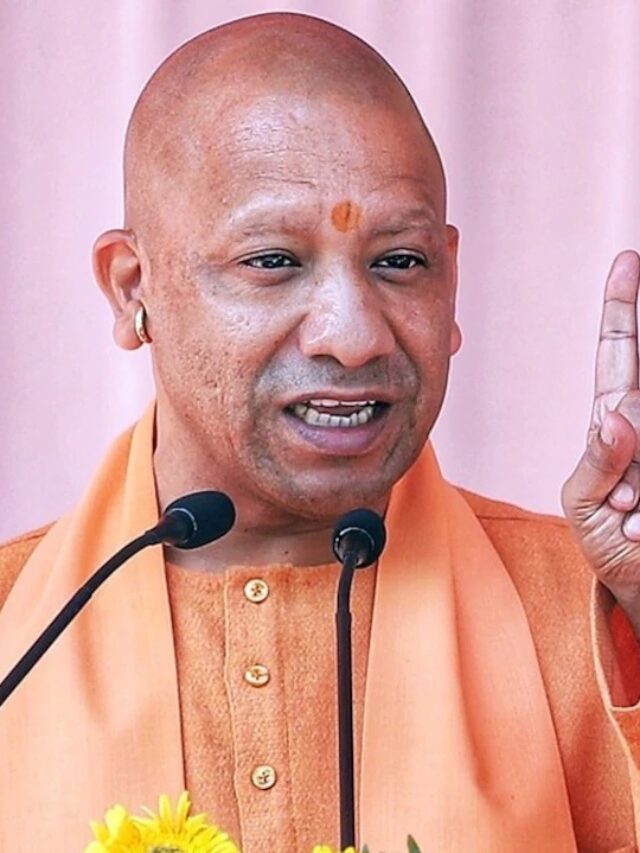 “दिल्ली चुनाव: योगी आदित्यनाथ की हुंकार और विश्व मंच पर ट्रंप के वादे”