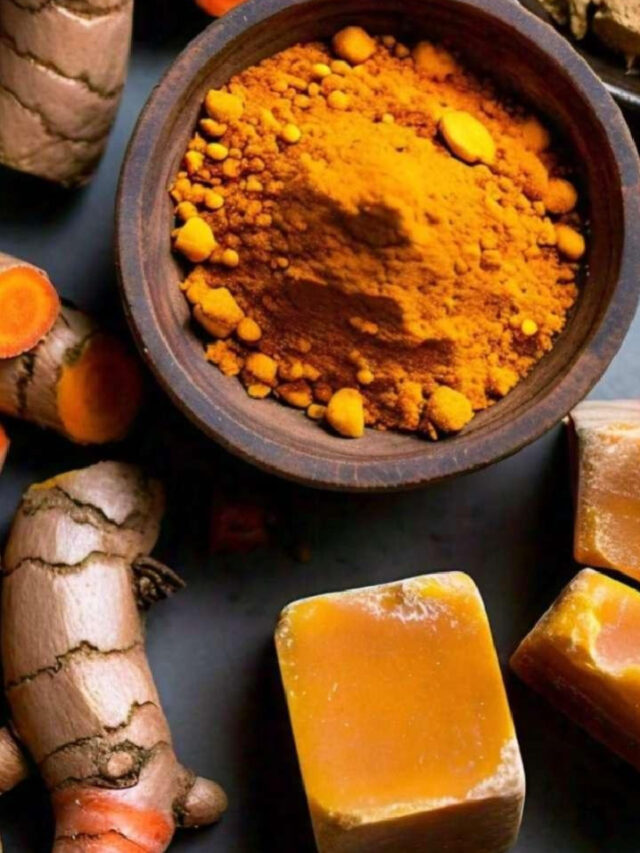 सर्दियों में कच्ची हल्दी और गुड़ खाने के 5 बड़े फायदे: सेहतमंद रहने का आसान उपाय