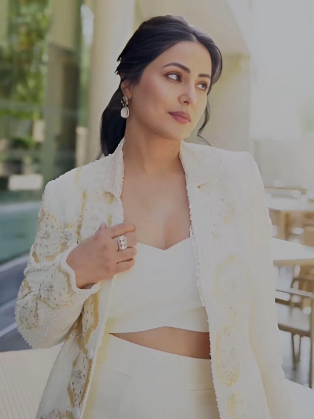 Hina Khan ने Rozlyn Khan को दिया करारा जवाब? इंस्टाग्राम पोस्ट में लिखा – “हर कोई आपके शब्दों के लायक नहीं”