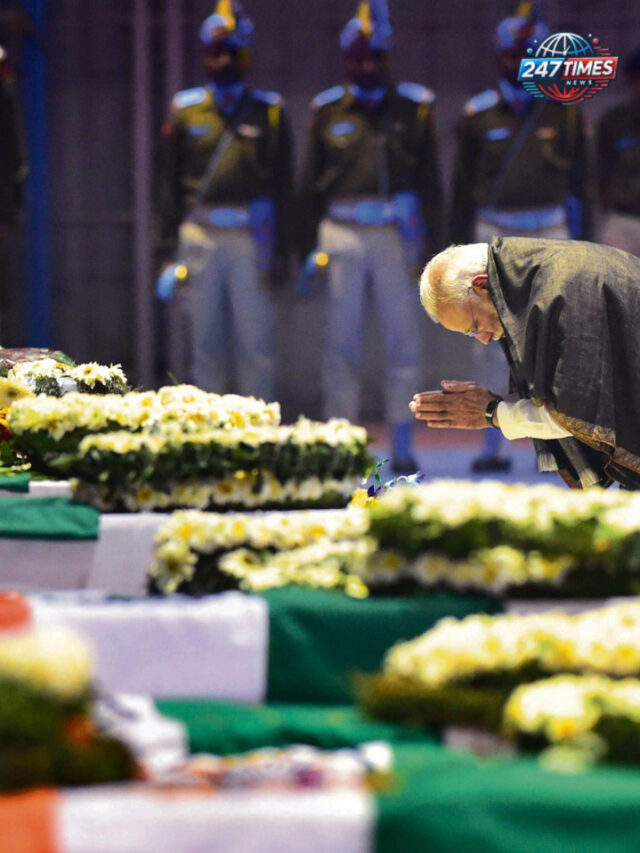 पुलवामा अटैक: भारत के वीर शहीदों की शहादत को याद करता देश