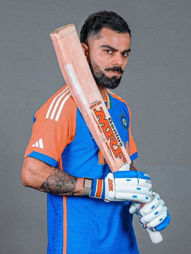 विराट कोहली ने रचा इतिहास, वनडे में भारत के लिए सबसे ज्यादा कैच पकड़ने वाले खिलाड़ी बने