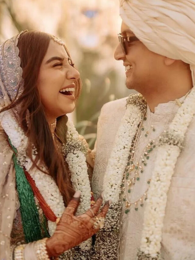Prajakta-Vrishank Wedding: 13 साल के प्यार को मिला अंजाम, राजकुमारी सी सजी दुल्हन!