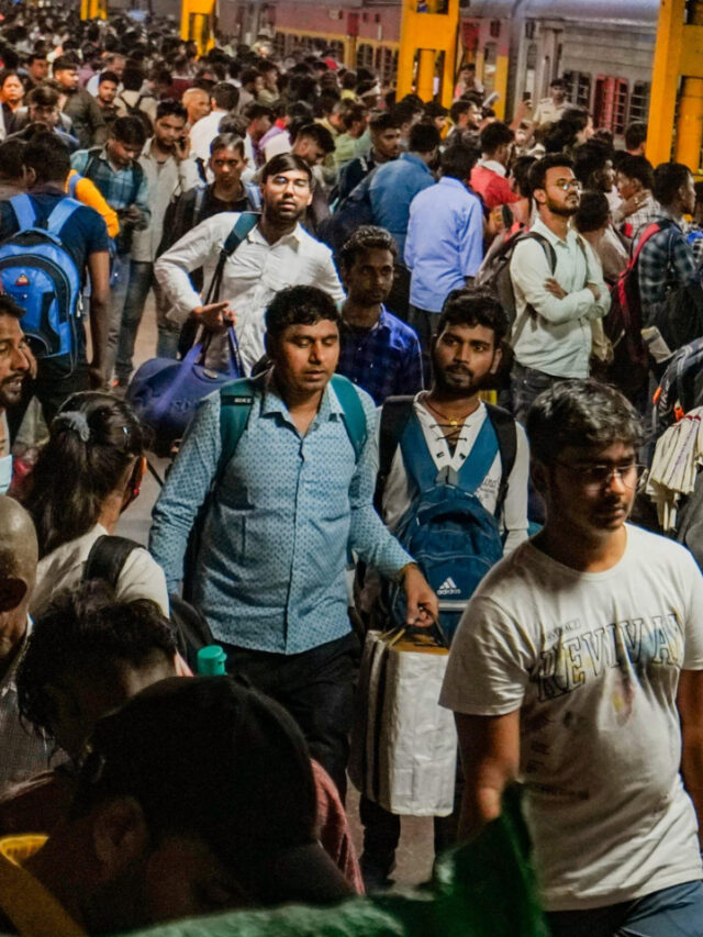 नई दिल्ली रेलवे स्टेशन पर भगदड़ में 17 की मौत, महाकुंभ में फिर लगी आग – पढ़ें बड़ी खबरें