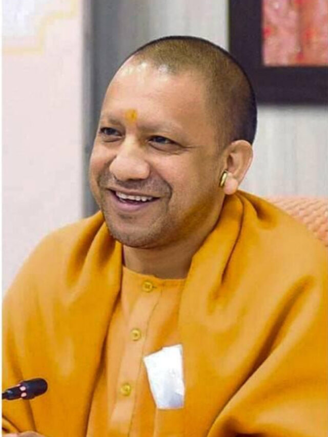 ‘यूपी भेज दो हम इलाज कर देंगे’- अबू आजमी पर भड़के सीएम योगी