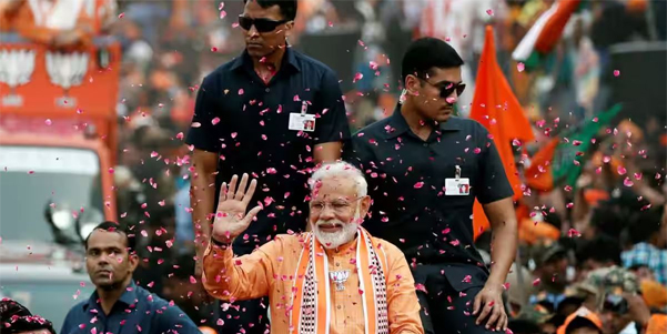 PM Modi Bihar Visit 2025: पटना में फिर होगा पीएम मोदी का भव्य रोड शो, महिलाओं की आरती और फूलों की बारिश से होगा स्वागत